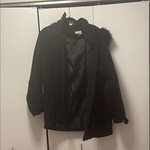 St. John's Bay Black Puffer Jacket with Sleek Design